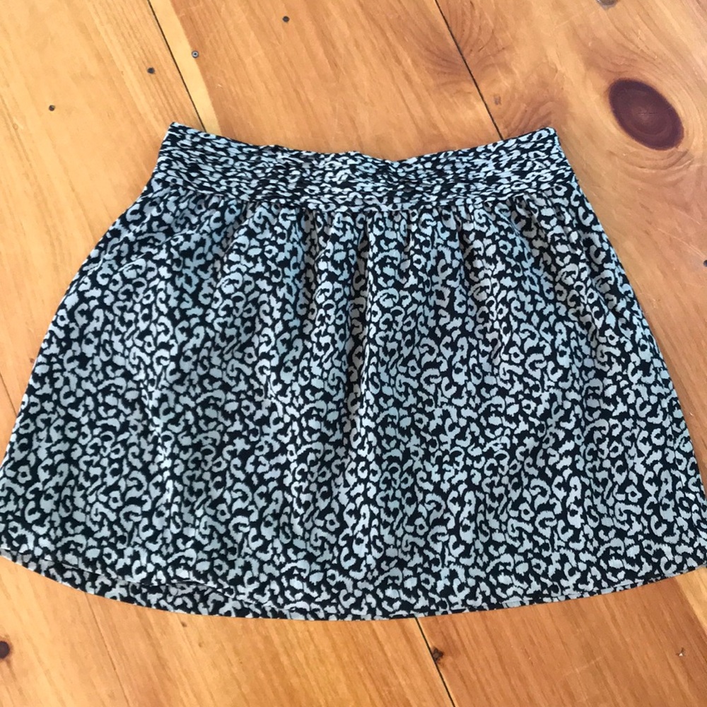 Loft skirt, good used condition